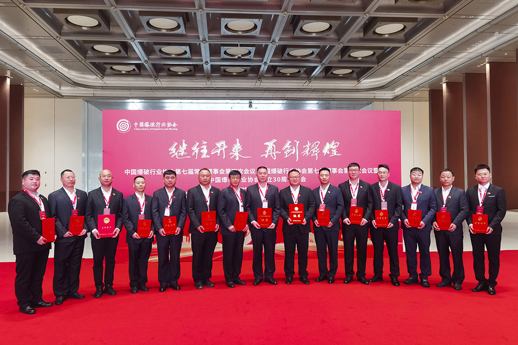 国产人妻777人伦精品HD